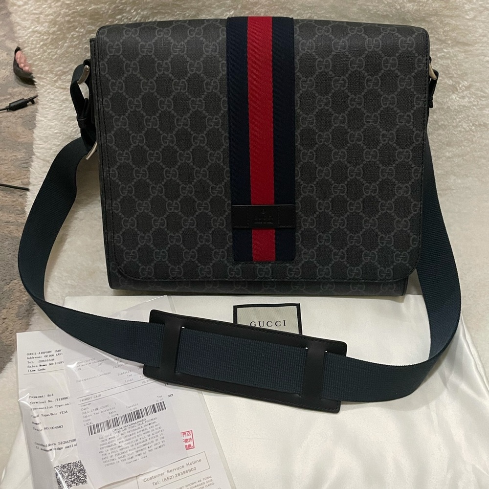 Gray Shoulder/Messenger Bag with Red and Blue Stripe